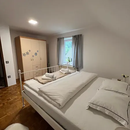 Lägenhet Apartma Belca Mountain Escape